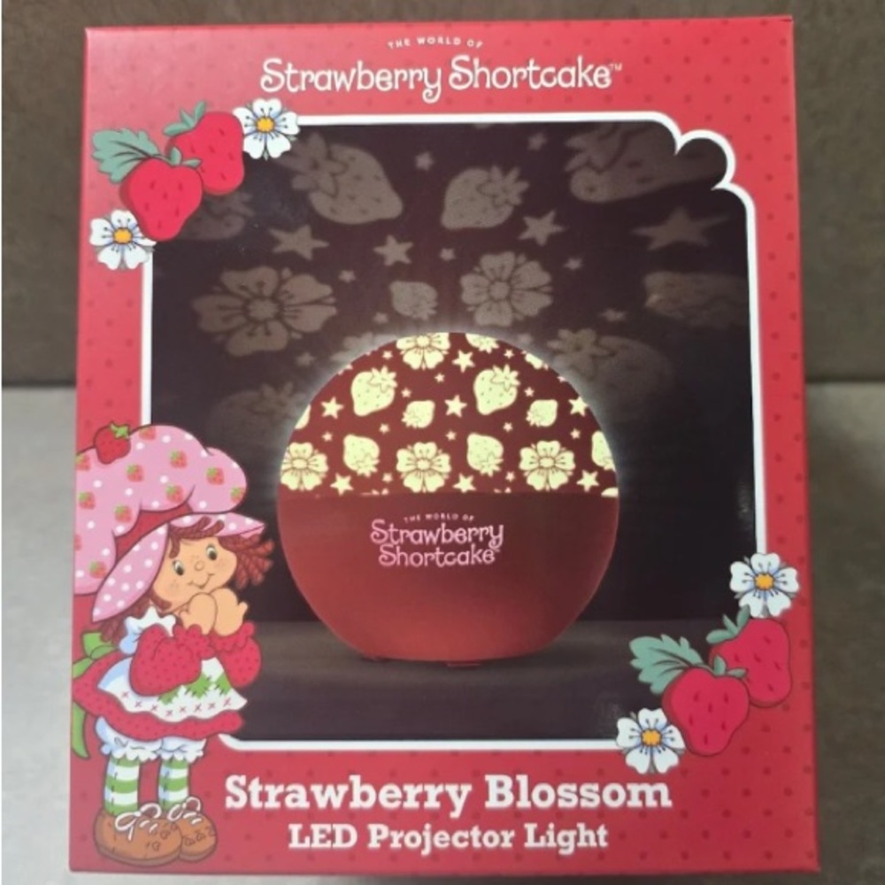 Strawberry Shortcake LED Projector Light 🍓